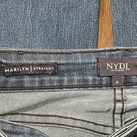 NYDJ Marilyn Straight Jeans Women's Size 6 Embroidered Back Pockets Mid Rise - Picture 10 of 11